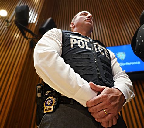 nypd detective vest carrier.